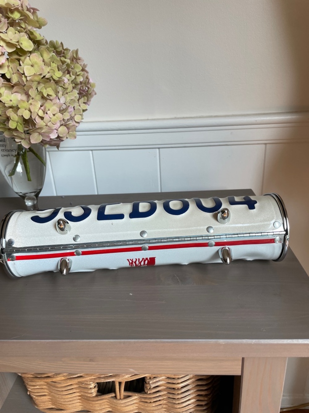 NWT Vintage Little Earth Collectible California/NY License Plate Clutch - Picture 11 of 11